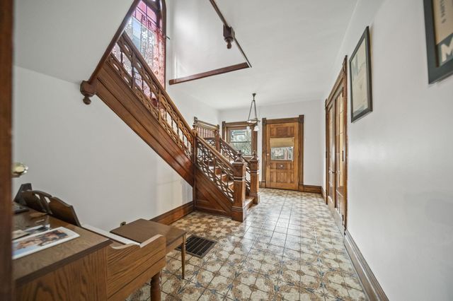 726 Franklin Avenue, Columbus, OH 43205