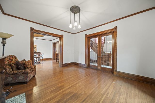 726 Franklin Avenue, Columbus, OH 43205