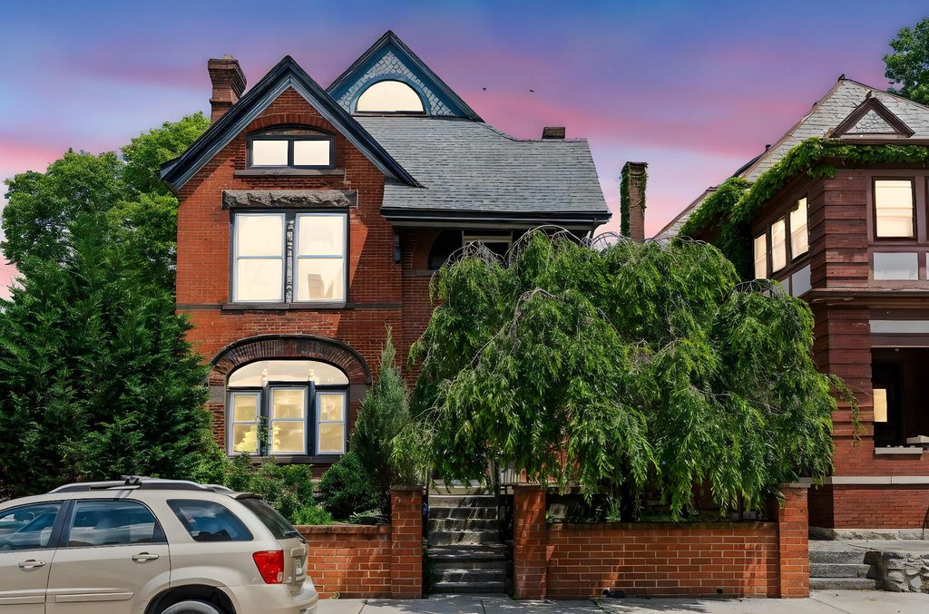 726 Franklin Avenue, Columbus, OH 43205