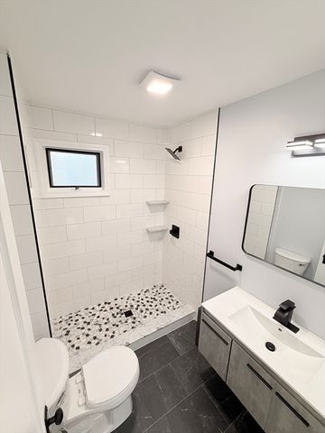 11 Thornfell St, Springfield, MA 01104