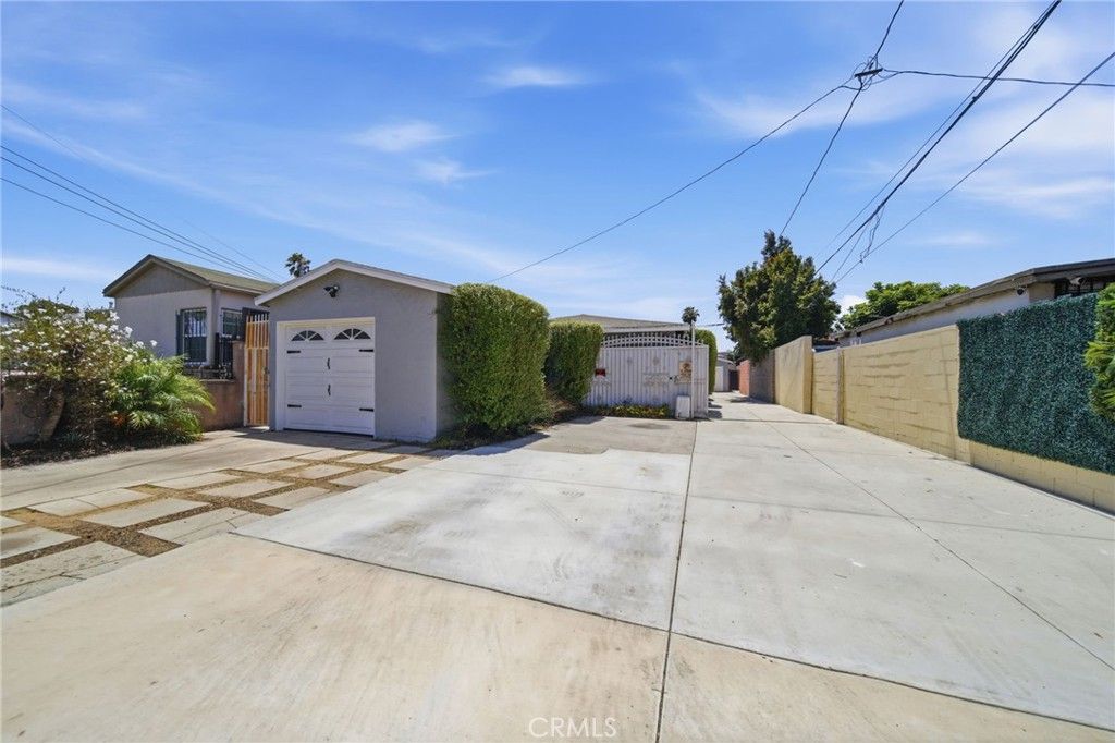 3944 W 111th, Inglewood, CA 90303 — photo 2