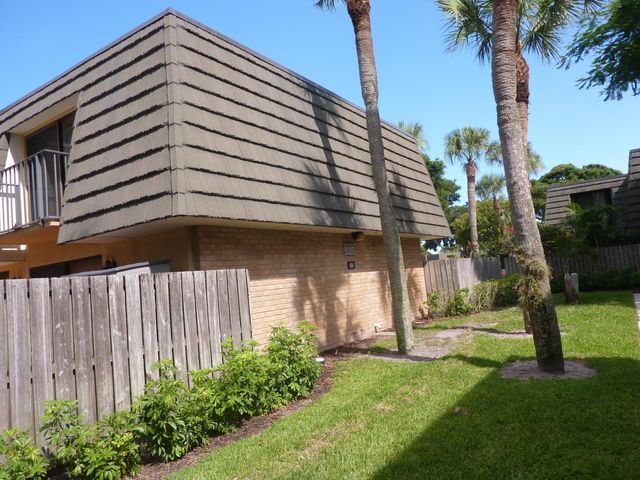 3203 32nd Way, West Palm Beach, FL 33407