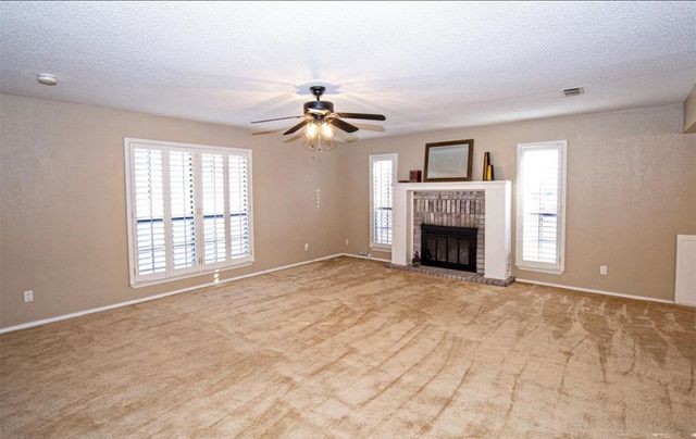 2202 Carriage Estates Road, Sherman, TX 75092