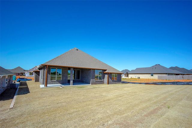 10349 SW 49th Street, Mustang, OK 73064
