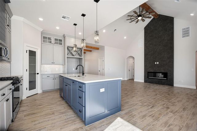 10349 SW 49th Street, Mustang, OK 73064