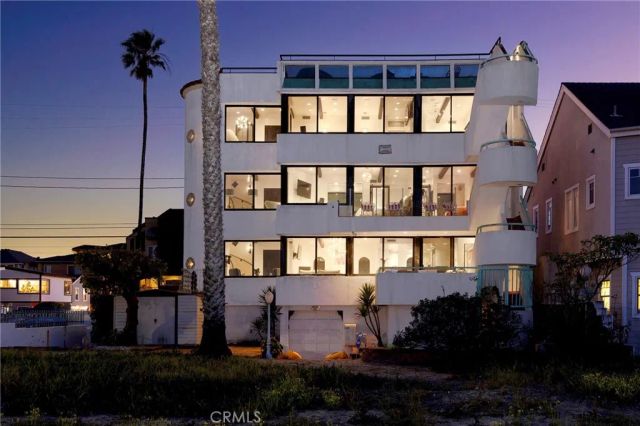 6911 E Ocean, Long Beach, CA 90803