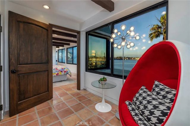 6911 E Ocean, Long Beach, CA 90803