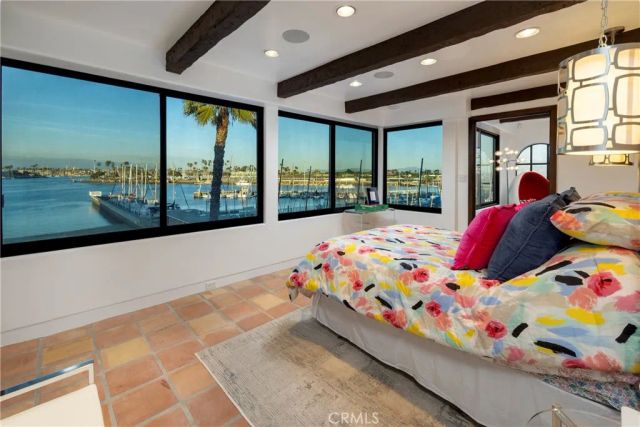 6911 E Ocean, Long Beach, CA 90803