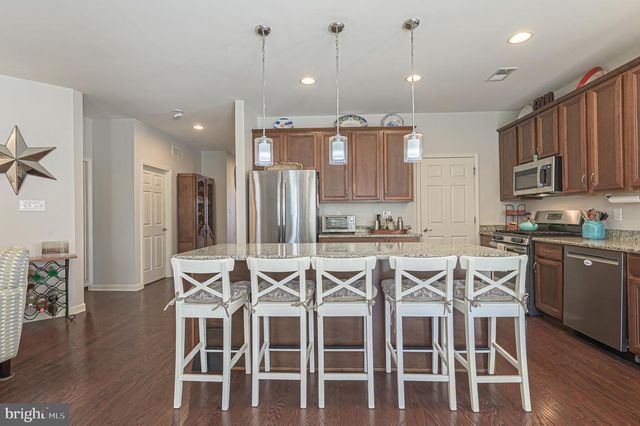 22 ERNST CT, Mays Landing, NJ 08330