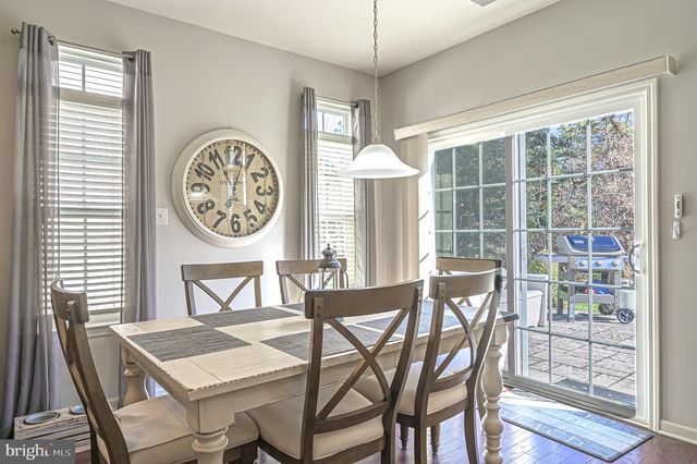 22 ERNST CT, Mays Landing, NJ 08330