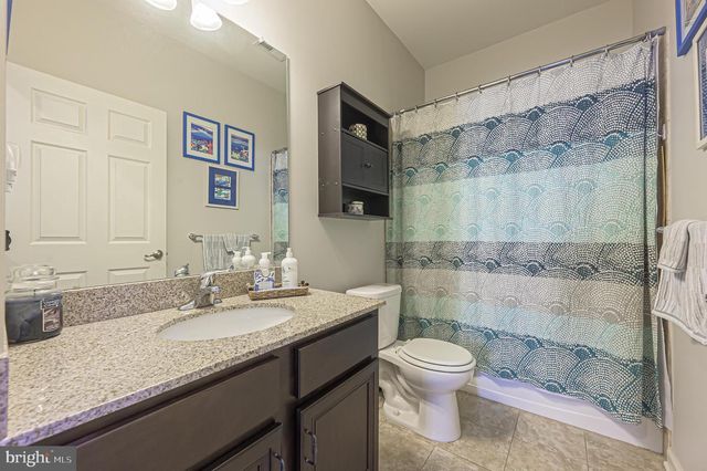 22 ERNST CT, Mays Landing, NJ 08330