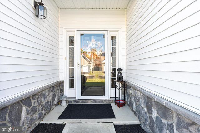 22 ERNST CT, Mays Landing, NJ 08330