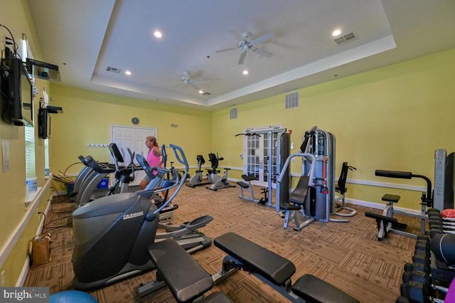 22 ERNST CT, Mays Landing, NJ 08330