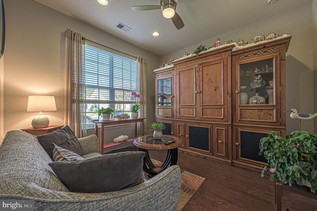 22 ERNST CT, Mays Landing, NJ 08330