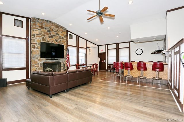 945 Sierra Vista Lane, Valley Cottage, NY 10989