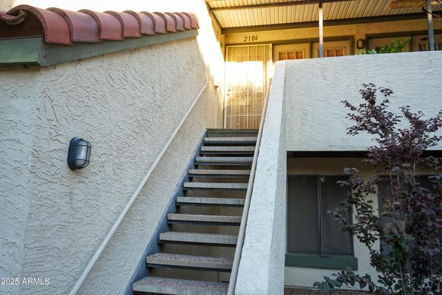 30 E BROWN Road 2106, Mesa, AZ 85201