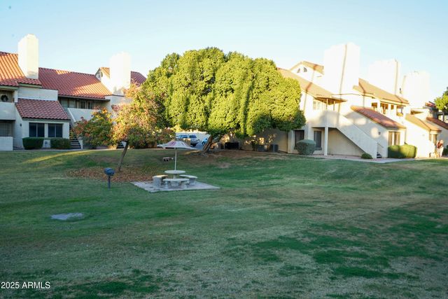 30 E BROWN Road 2106, Mesa, AZ 85201