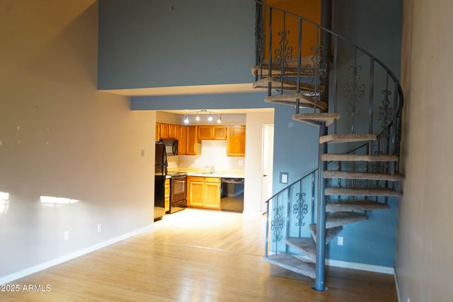 30 E BROWN Road 2106, Mesa, AZ 85201