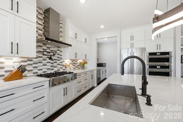 1623 Ventoux Court, Fort Mill, SC 29707