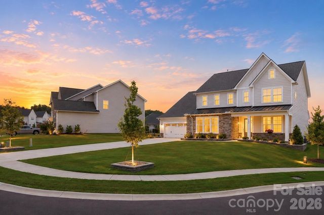 1623 Ventoux Court, Fort Mill, SC 29707