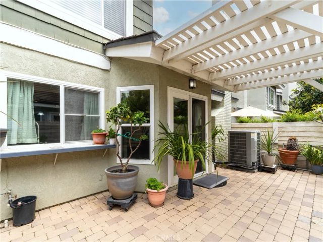 31 Echo, Irvine, CA 92614