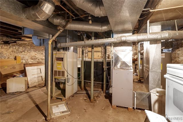 227 Genesee Street, Lockport City, NY 14094