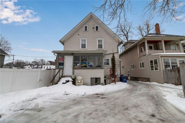 227 Genesee Street, Lockport City, NY 14094