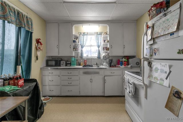 227 Genesee Street, Lockport City, NY 14094