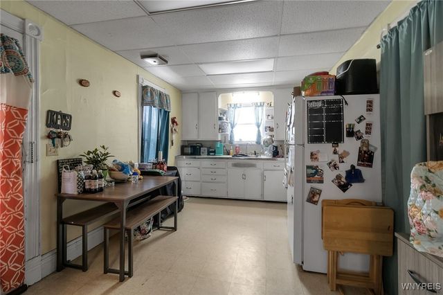 227 Genesee Street, Lockport City, NY 14094