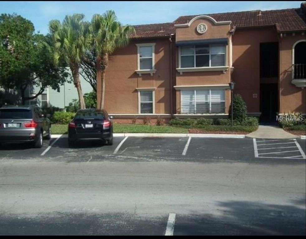5128 CONROY ROAD 15, Orlando, FL 32811