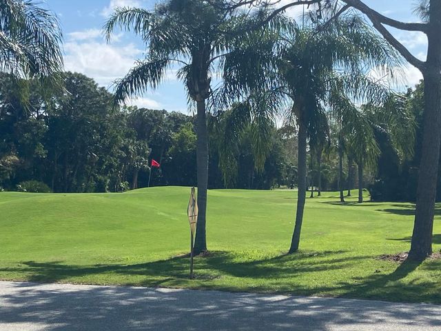 109 E East Caribbean, Port St. Lucie, Port St Lucie, FL 34952