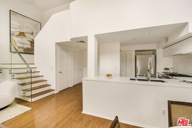 13200 Pacific 448, Playa Vista, CA 90094