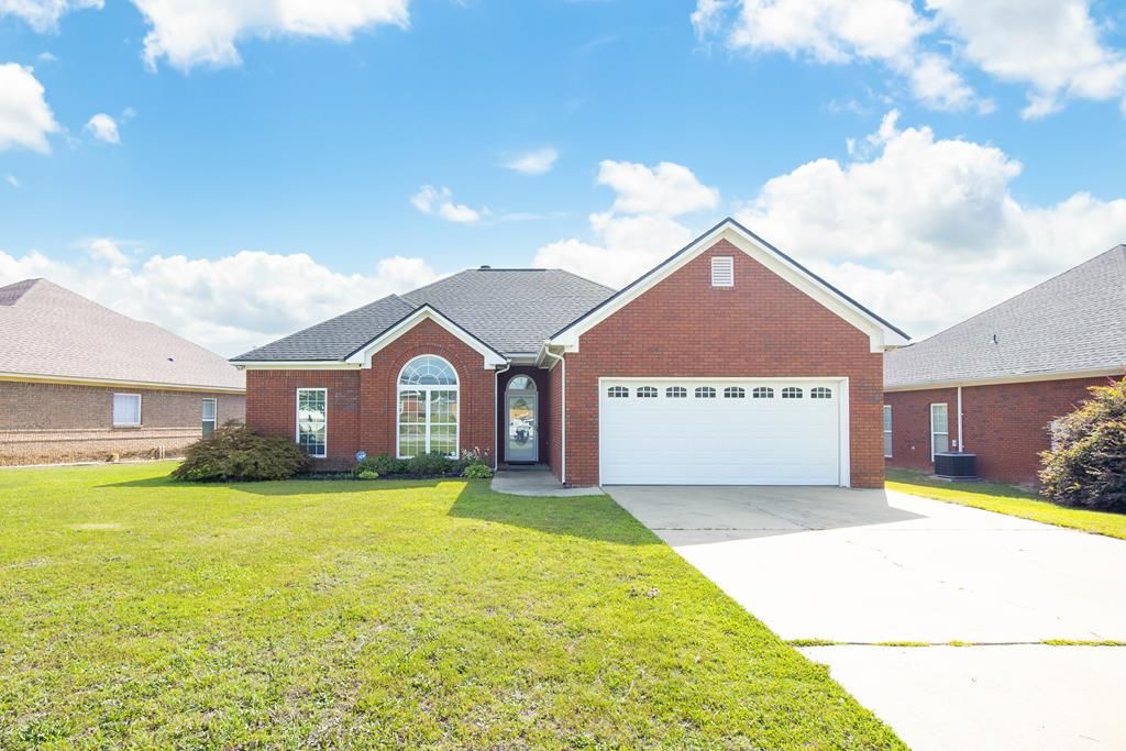117 Lee Road 2143, Phenix City, AL 36867