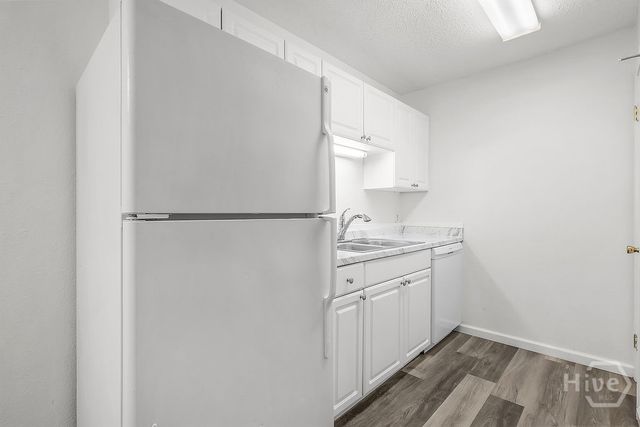 401 N Cromwell Road T-1, Savannah, GA 31410
