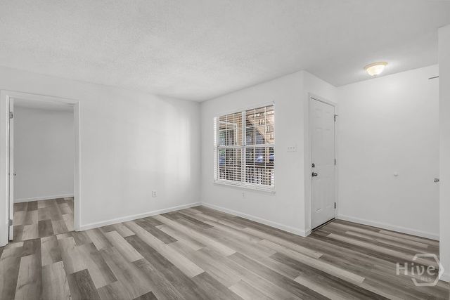 401 N Cromwell Road T-1, Savannah, GA 31410