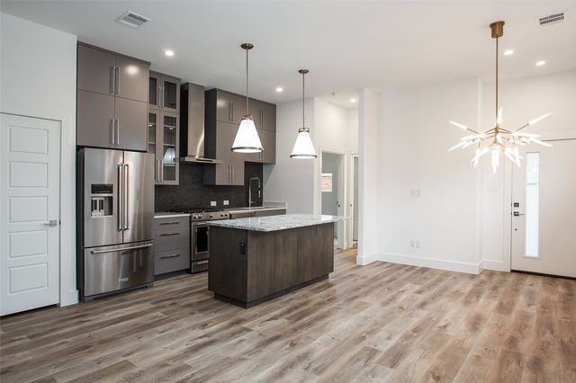 4404 Camp Bowie Boulevard, Fort Worth, TX 76107