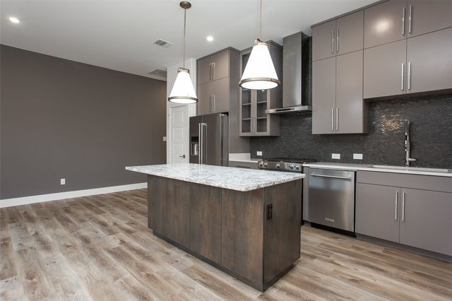 4404 Camp Bowie Boulevard, Fort Worth, TX 76107