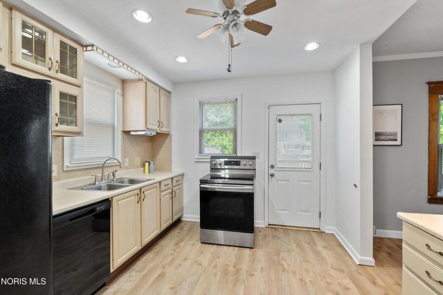 3624 Hoiles Avenue, Toledo, OH 43612