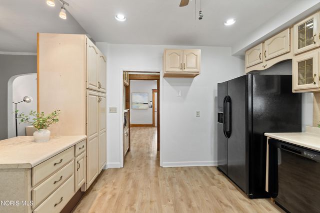 3624 Hoiles Avenue, Toledo, OH 43612