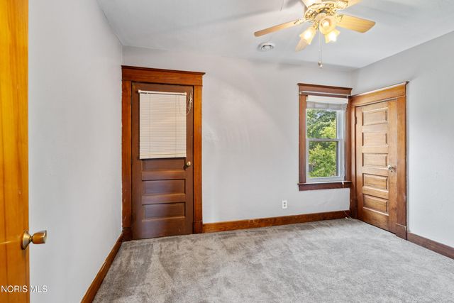 3624 Hoiles Avenue, Toledo, OH 43612