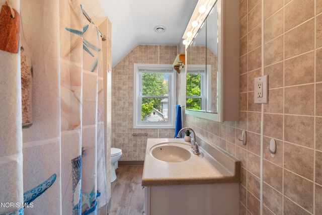 3624 Hoiles Avenue, Toledo, OH 43612