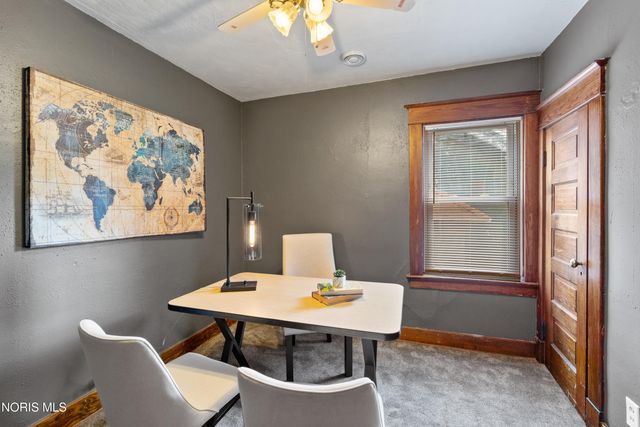 3624 Hoiles Avenue, Toledo, OH 43612
