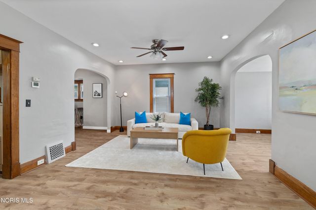 3624 Hoiles Avenue, Toledo, OH 43612