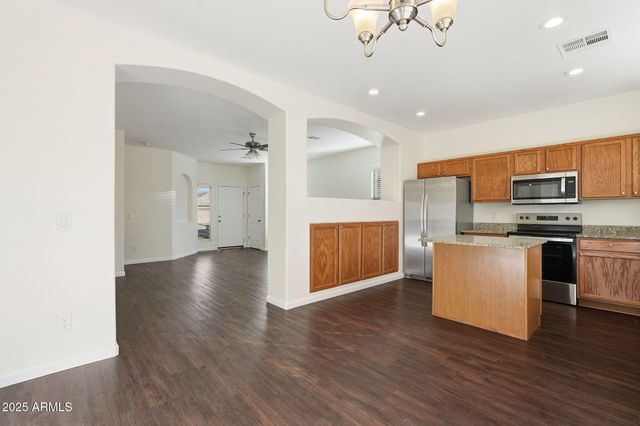 14847 W WINDROSE Drive, Surprise, AZ 85379