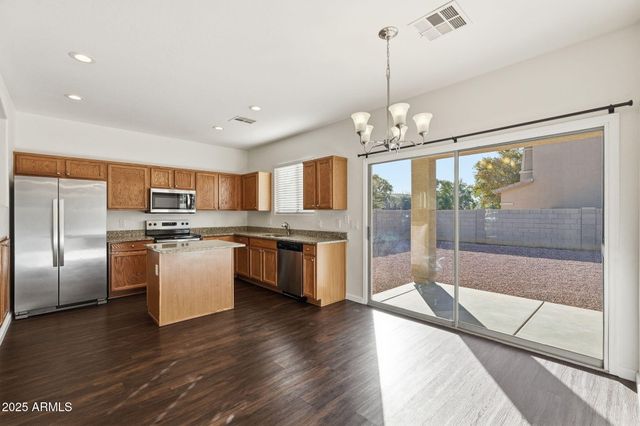 14847 W WINDROSE Drive, Surprise, AZ 85379