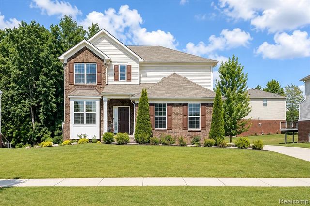30081 Braeburn Street, New Hudson, MI 48165