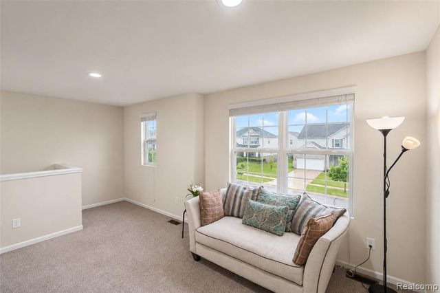 30081 Braeburn Street, New Hudson, MI 48165