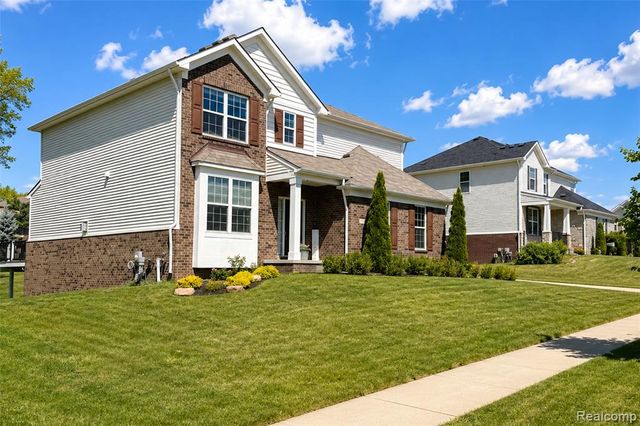 30081 Braeburn Street, New Hudson, MI 48165