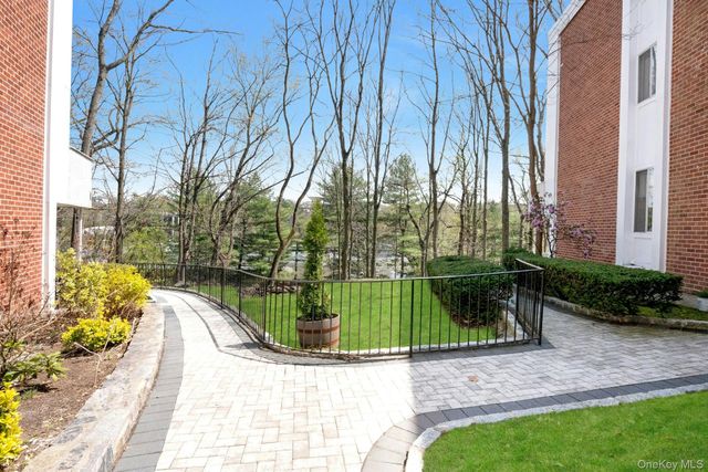 1211 Colony Drive, Hartsdale, NY 10530