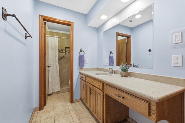 2509 Radcliffe Drive, Arlington, TX 76012